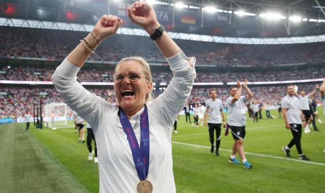 开云体育app-雌狮夺冠成就大英国家日 凯恩：致敬图恩彩虹终结