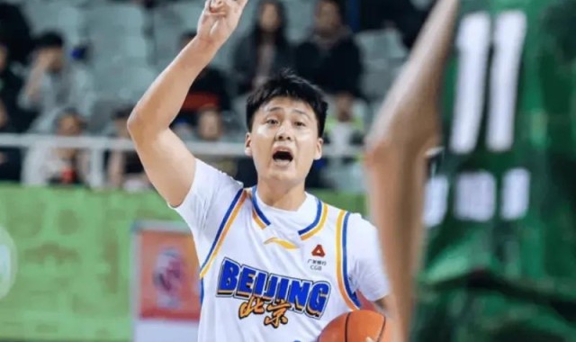 开云电子-北京90-88同曦 球员评价：2人优秀，4人及格，4人低迷