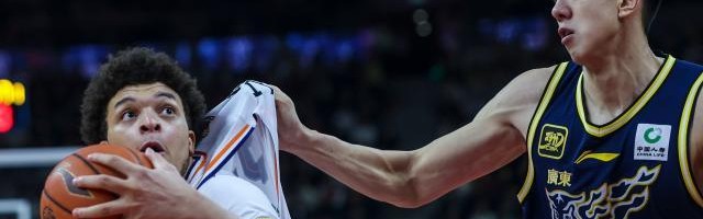 开云体育app-悬崖边上海该如何调整？押宝洛夫顿不该是唯一选择